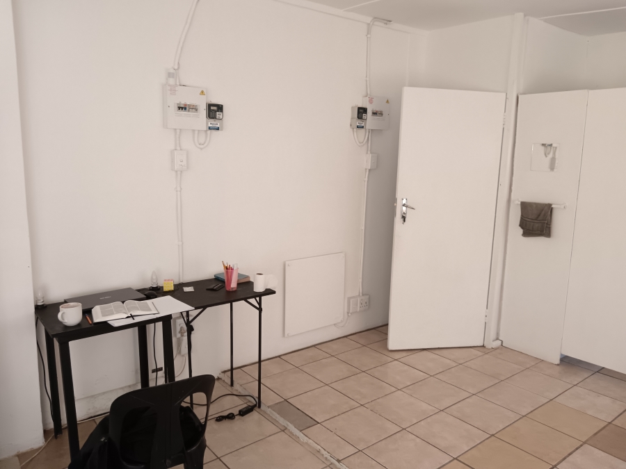 5 Bedroom Property for Sale in Brandwag Free State